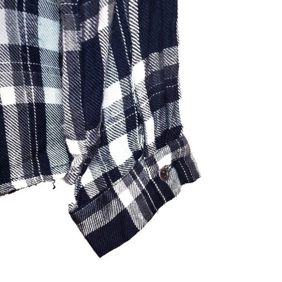 Skies Are Blue Navy Flannel with Crochet Knit Arm Detail - Picture 4 of 7